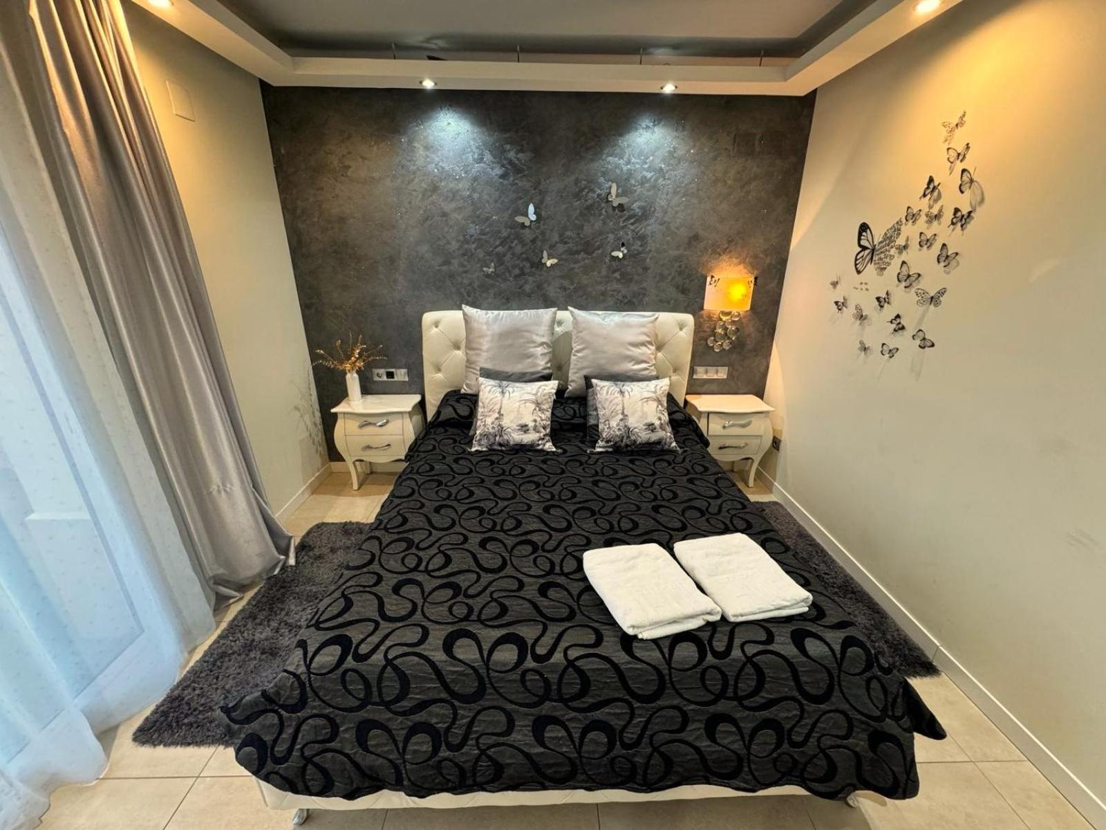 Bed And Breakfast En Σαλού Εξωτερικό φωτογραφία